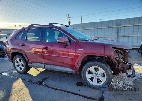 2021 Toyota Rav4 Xle from USA, damaged, VIN 4T3RWRFV5MU047149